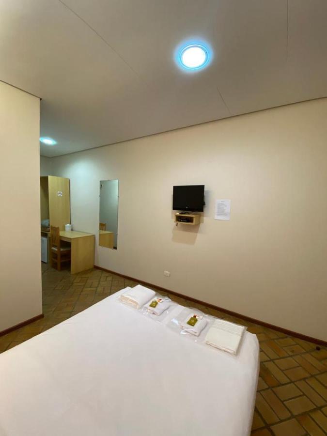 Hotel Tropeiro Da Lapa Lapa  Zewnętrze zdjęcie