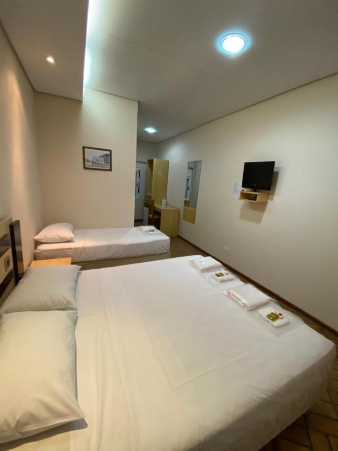 Hotel Tropeiro Da Lapa Lapa  Zewnętrze zdjęcie
