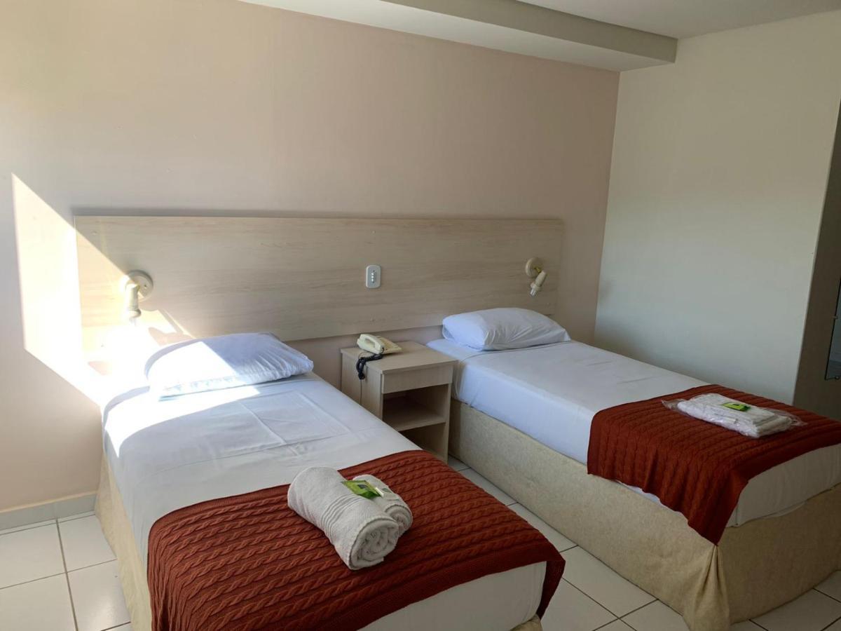 Hotel Tropeiro Da Lapa Lapa  Zewnętrze zdjęcie